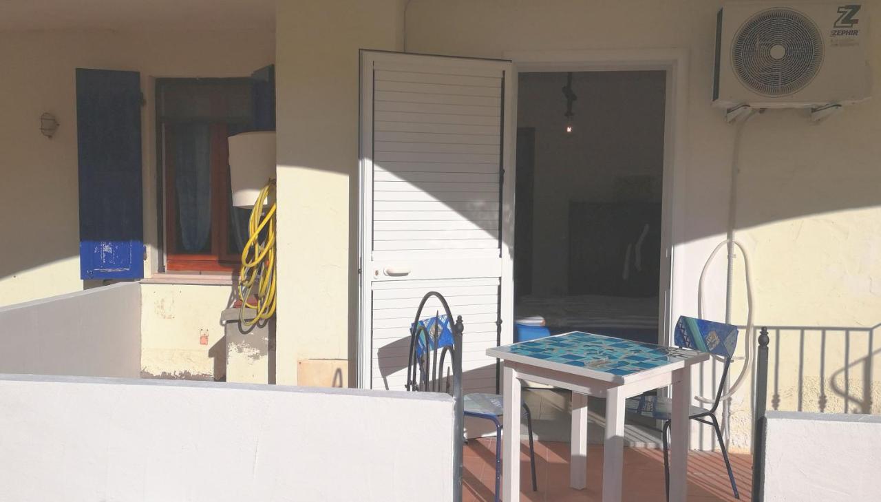 Biablu Appartement Valledoria  Buitenkant foto