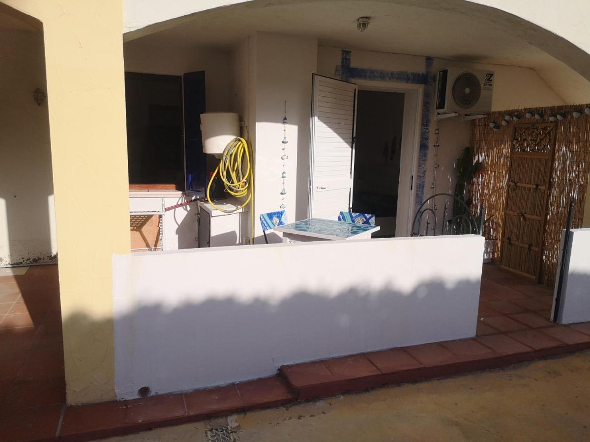 Biablu Appartement Valledoria  Buitenkant foto