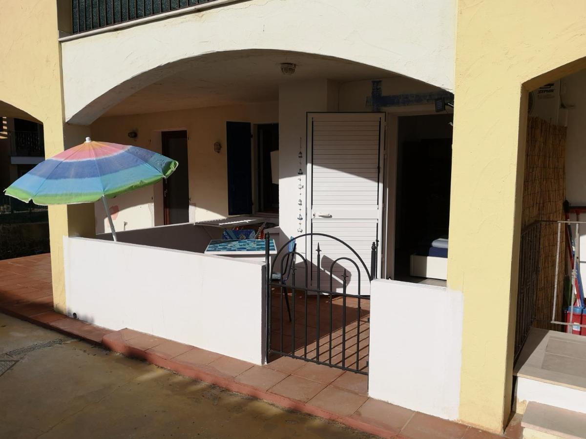 Biablu Appartement Valledoria  Buitenkant foto